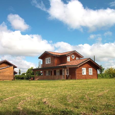 Evolution Camp Hotel Sant'Ippolito Bagian luar foto